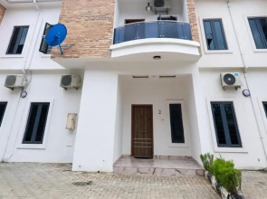 Exclusive 3-bed Apartment in Lagos