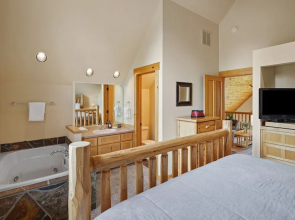 Wren 2 Bedroom Home by RedAwning