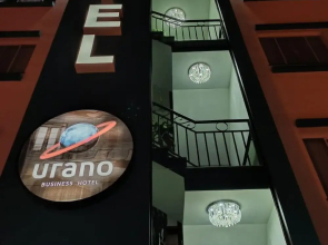 Urano Business Hotel