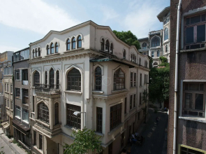 Yazar Hotel