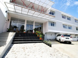 The Aurora Inn Lembang