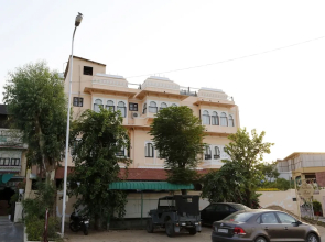 OYO 2700 Hotel Inder Prakash