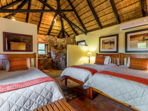 Iketla Lodge
