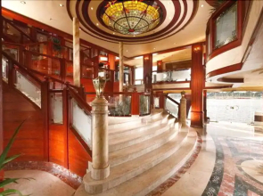 Lady Carol Nile Cruise