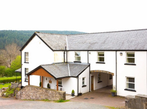 Llwyn Onn Guest House