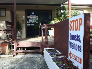 Kingston TOP 10 Holiday Park