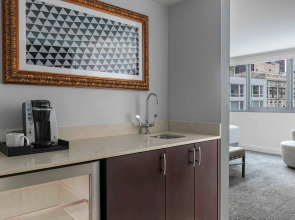 The Royal Sonesta Chicago Downtown