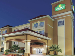 La Quinta Inn & Suites by Wyndham Corsicana