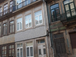 Downtown Porto Bonfim Studio Apt