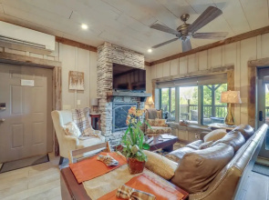 1 Mi to Beech Mtn: Cabin w/ Fire Pit & Bbq!