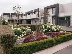 Bellano Motel Suites