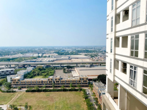 Best Homey 1Br At 25Th Fl Vasanta Innopark Apartment