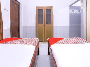 Maju Jaya Homestay Syariah by OYO Rooms