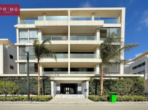 Prime Select Lake View