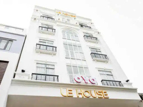 Le House Hotel & Studio