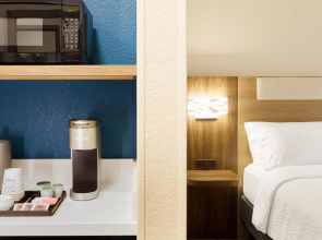 Holiday Inn Express Dryden