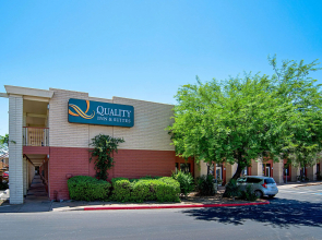 Quality Inn & Suites Phoenix NW - Sun City