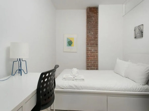 Colorful 2br In Downtown Mtl By Sonder