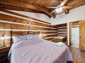 A Lover's Paradise 1 Bedroom Cabin Heavenly Views Resort