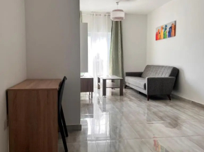 F5-3 Room 2 single beds shared bathroom in shared Flat