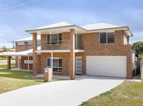 5B Bent Street - Large House With Ducted Air Con, Wifi And Foxtel