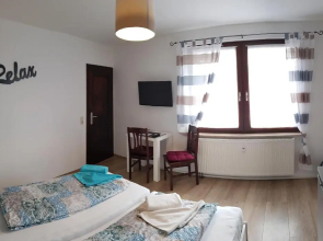 Gästezimmer & Ferienwohnung Thon