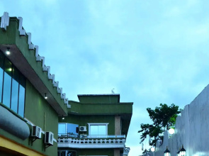 Executive Inn