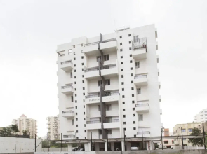 Nine Blossoms Seasons Apartments
