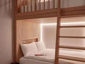 Zedwell Piccadilly Circus