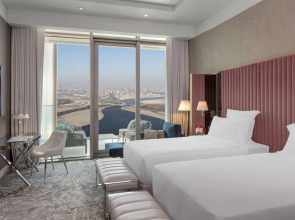 SLS Dubai Hotel & Residences