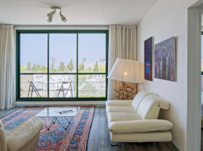 The Diaghilev - Live Art Boutique Hotel