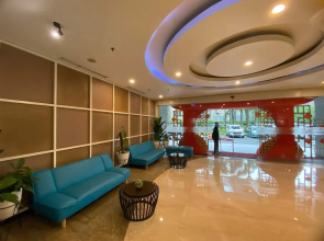 Minimalist And Spacious Studio Apartment At Paramount Skyline