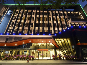 Puli Ease Hotel