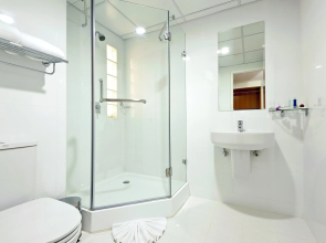 Anya Nana @ Sukhumvit