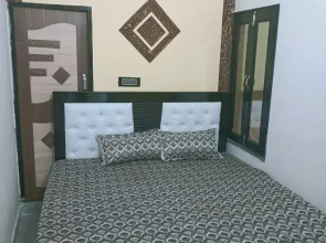 Spot On 93289 Hotel Akshat