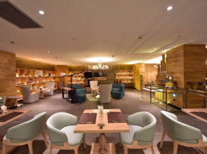 Swisstouches Guangzhou Hotel Residences