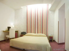 Residenza Domizia- Guest House