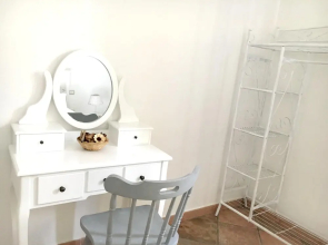 House With one Bedroom in Assemini, With Furnished Garden and Wifi Near the Beach