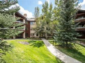 3304 Champagne Lodge, Trappeur's Crossing