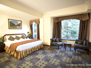 Grand Mumtaz Resorts