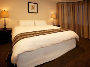 Pembroke Accommodation