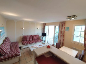 Lasaitasuna Urruñan T2 terrasse et piscine