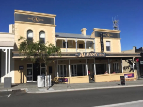 Albany Hotel