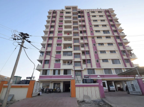 OYO 27814 Home Lavish 2bhk Bhuwana