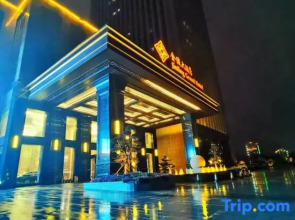 Jinling Grand Hotel