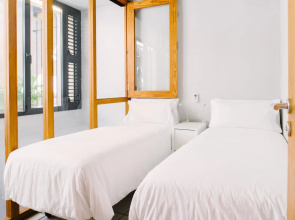 11 holiday homes