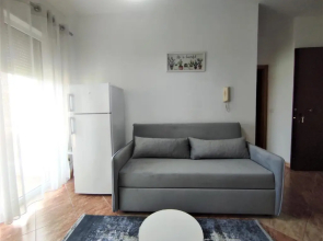 Joni's Pool Condo at Mali i Robit