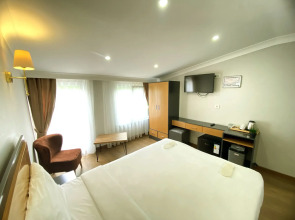 Inalens Airport Hotel