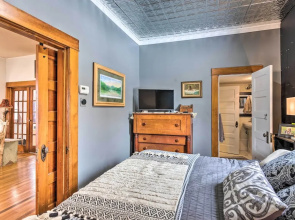 Lovely Montrose Home w/ Yard: Walk to Dtwn & Park!