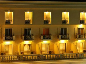 Rafael Mansion Bangkok Aiport